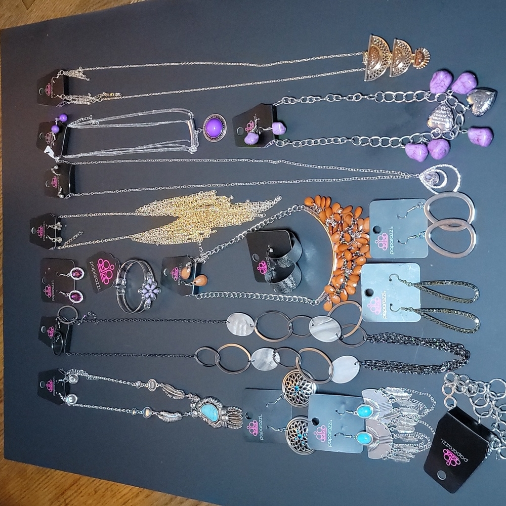 Paparazzi Jewelry Bundle of 16 NWT Necklaces Earrings Bracelets 1K